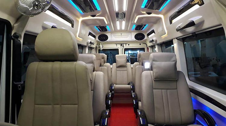 7 Seater Tempo Traveller Hire in Delhi at best price