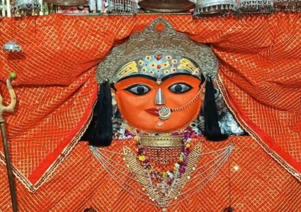 Jaipur to Shakumbhari Devi Temple Tempo Traveller & Urbania Hire Rental